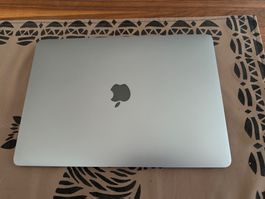 Apple MacBook Air 13.3 Intel Core i5 1.6GHz 8GB 512GB (2018)