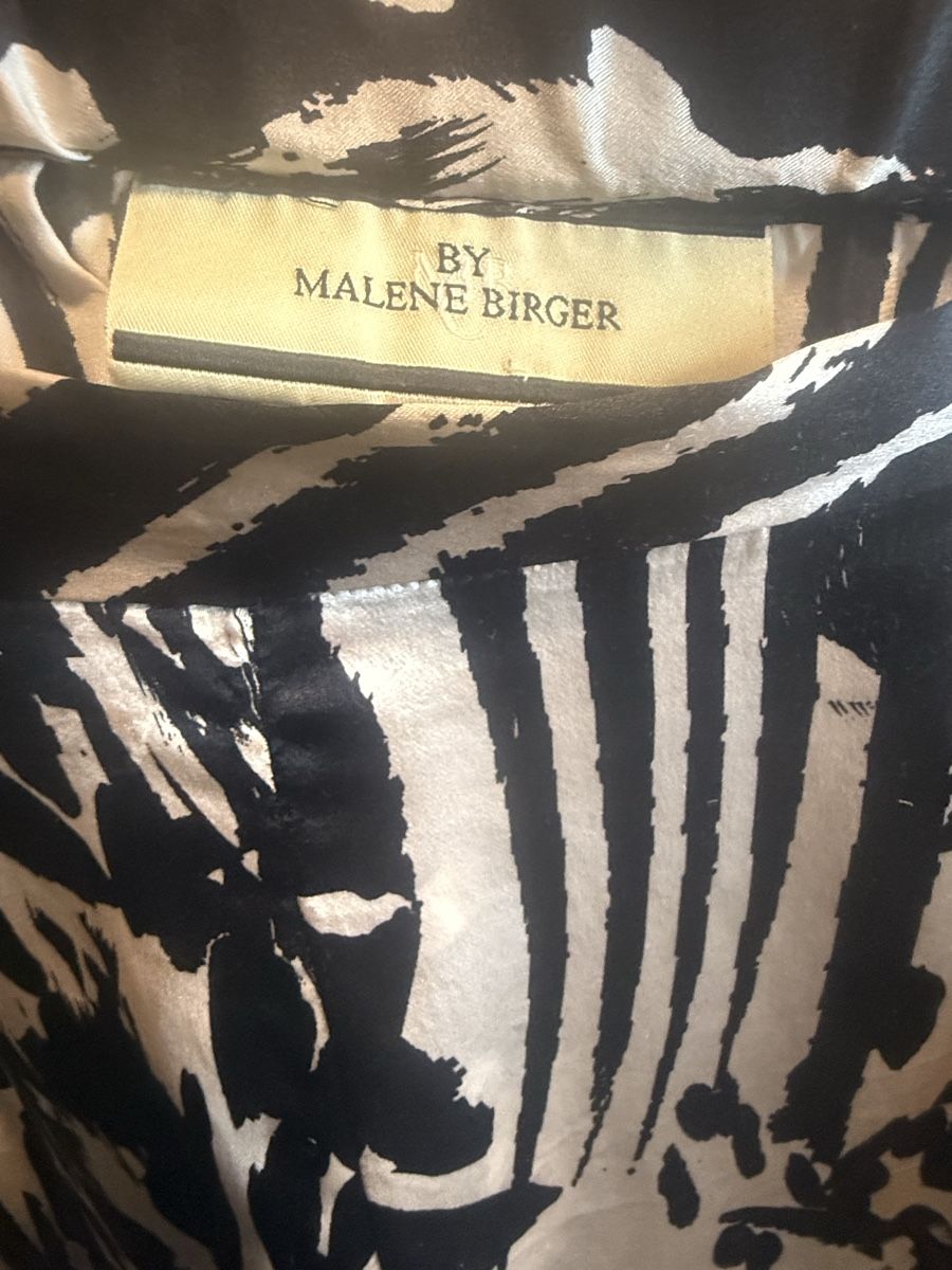 Malene Birger Pantaloni: Malene Birger silk trousers – Usato da Montreux venduto da MYstiq_boutiq11 1