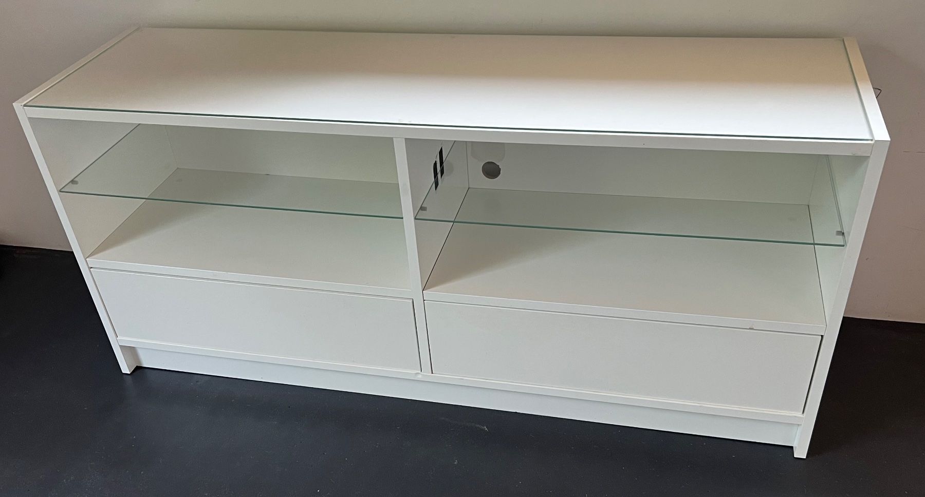 Ikea Mobili TV: TV-Möbel weiss IKEA – Usato da Spiez venduto da Xenoli 1