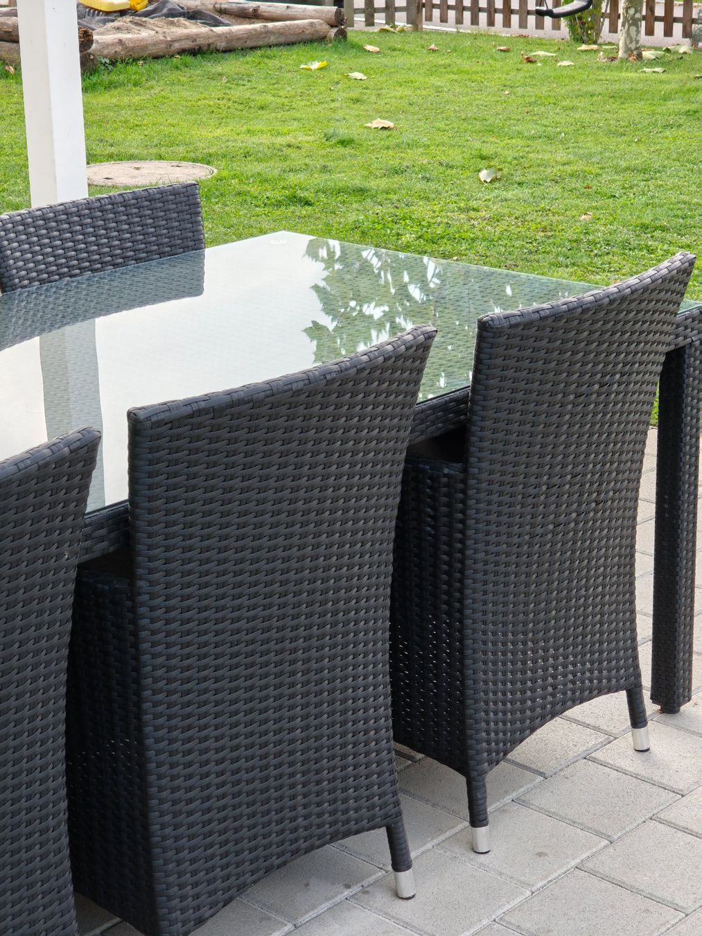 Tavoli: Rattan Gartentisch, mit 6 Stühlen – Usato da Gossau ZH venduto da Jcoo 2