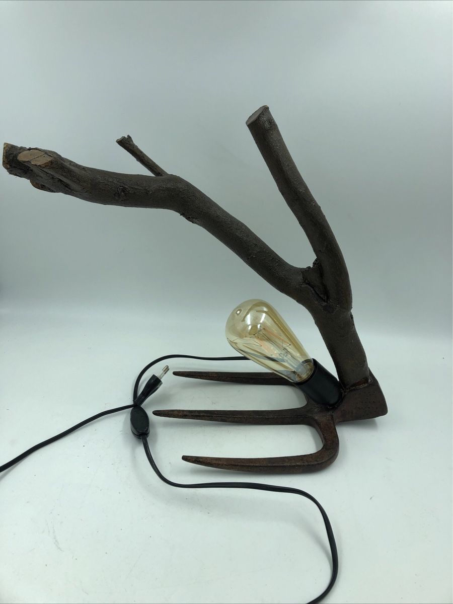 Lampade: Lampe de table rustique et design en bois – Nuovo (secondo la descrizione) da Genève venduto da Eric1823 1