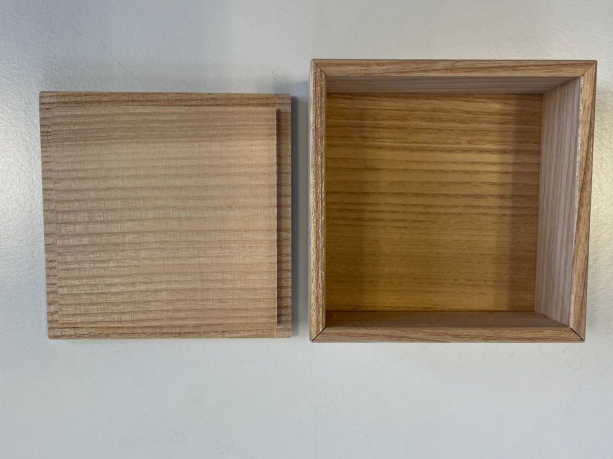 Casse di trasporto: Holzbox mit Schiebedeckel klein ca. 8.5 x 8.5 cm – Nuovo (secondo la descrizione) da Zug venduto da Cry71