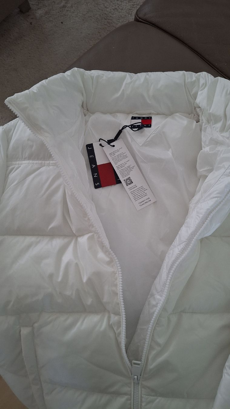 Tommy Hilfiger Vestes: pufferjacke ecrue/thomy hilfiker – Neuf avec emballage d'origine à Rümlang par Mar_dv26 1