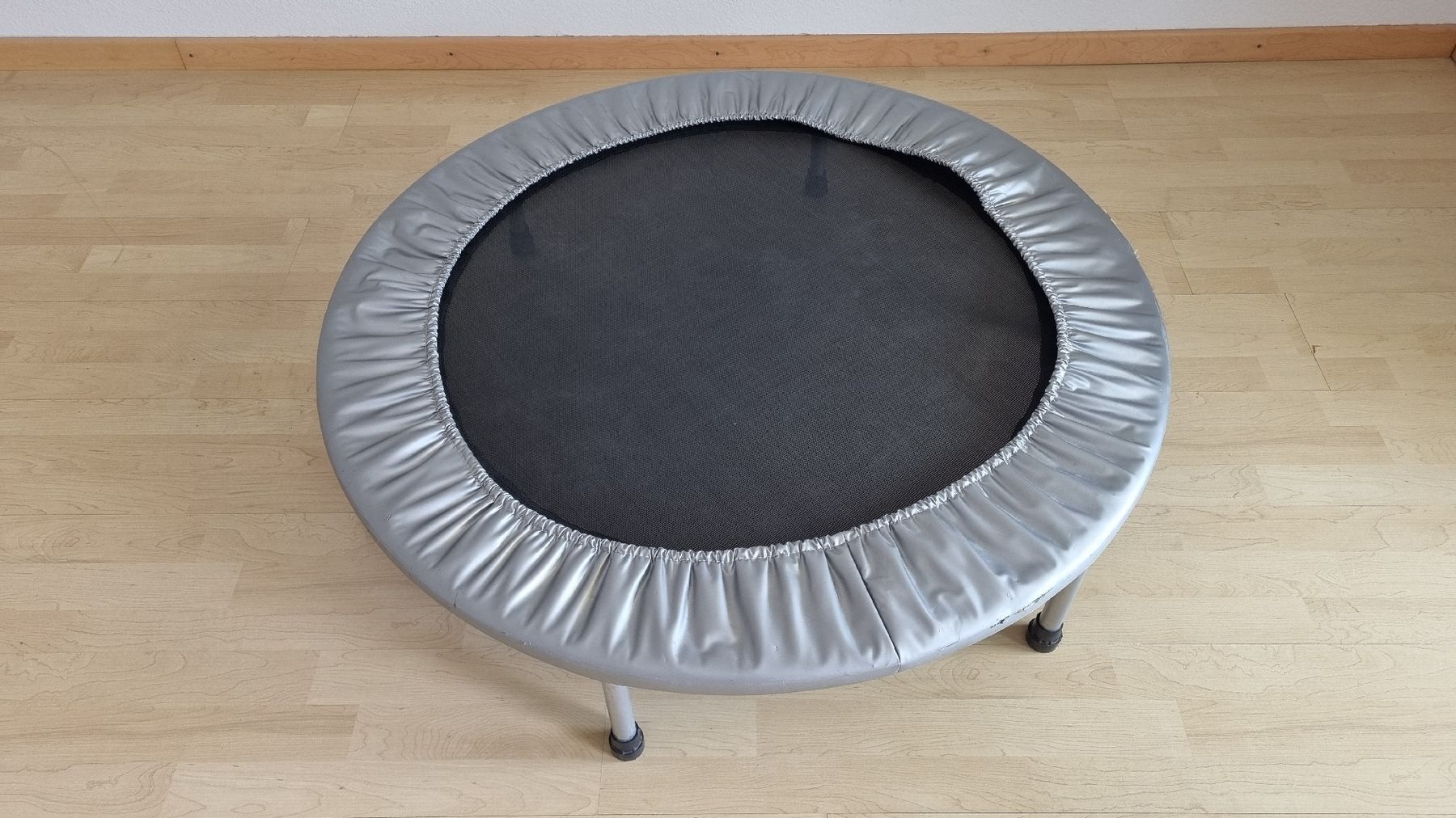 Trampoline: n Indoor – Gebraucht aus Uster von Moriginal