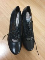 neue schwarze Halbschuhe von Lasocki