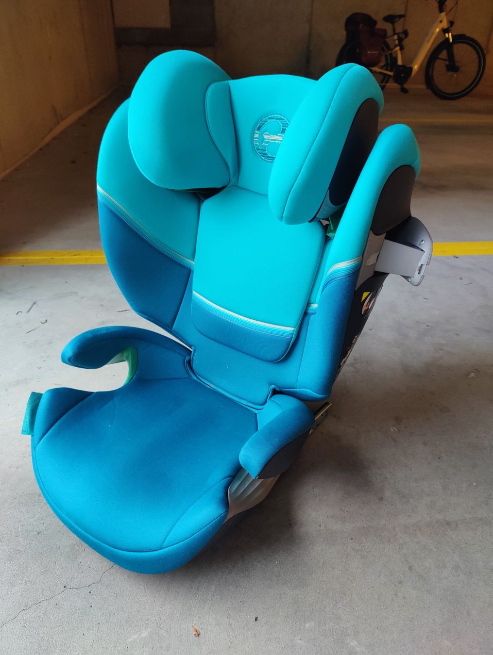 Cybex Seggiolini per auto: Cybex Solution S2 i-Fix Car Seat + FREE Diono Seat Protector – Usato da Lausanne venduto da tom_k2p6