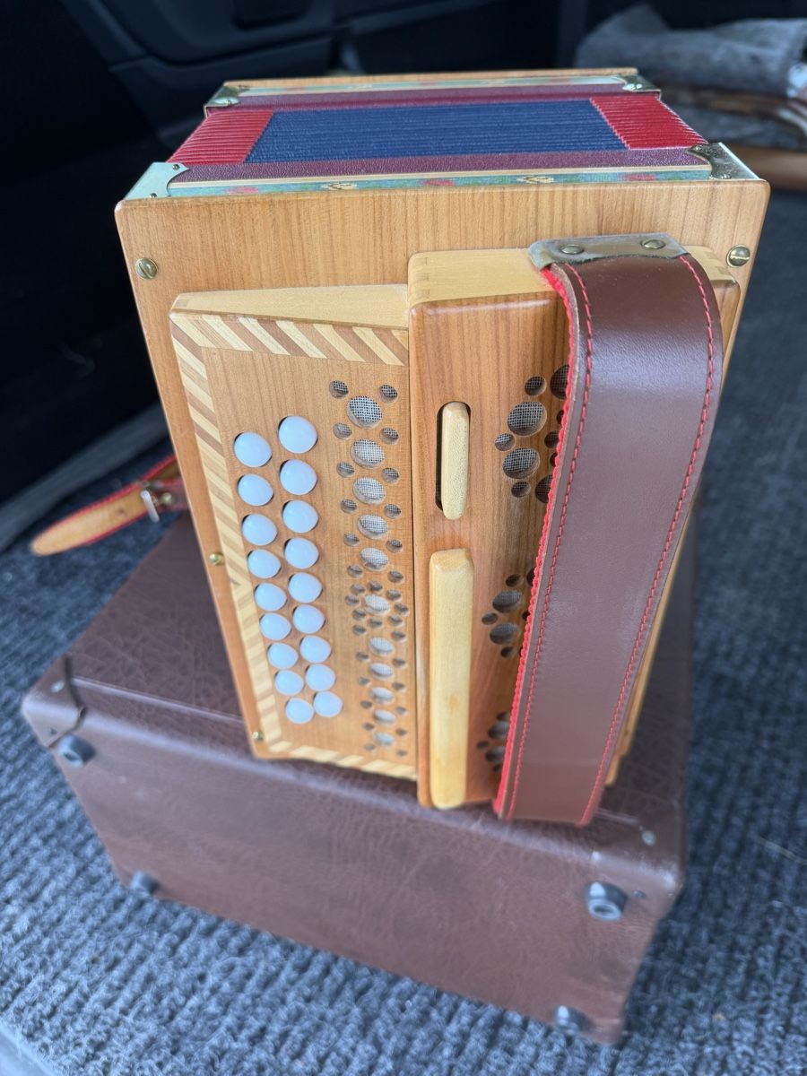 Musikinstrumente: Schwizerogeli  – Gebraucht aus Muhen von MiGeiss64 2