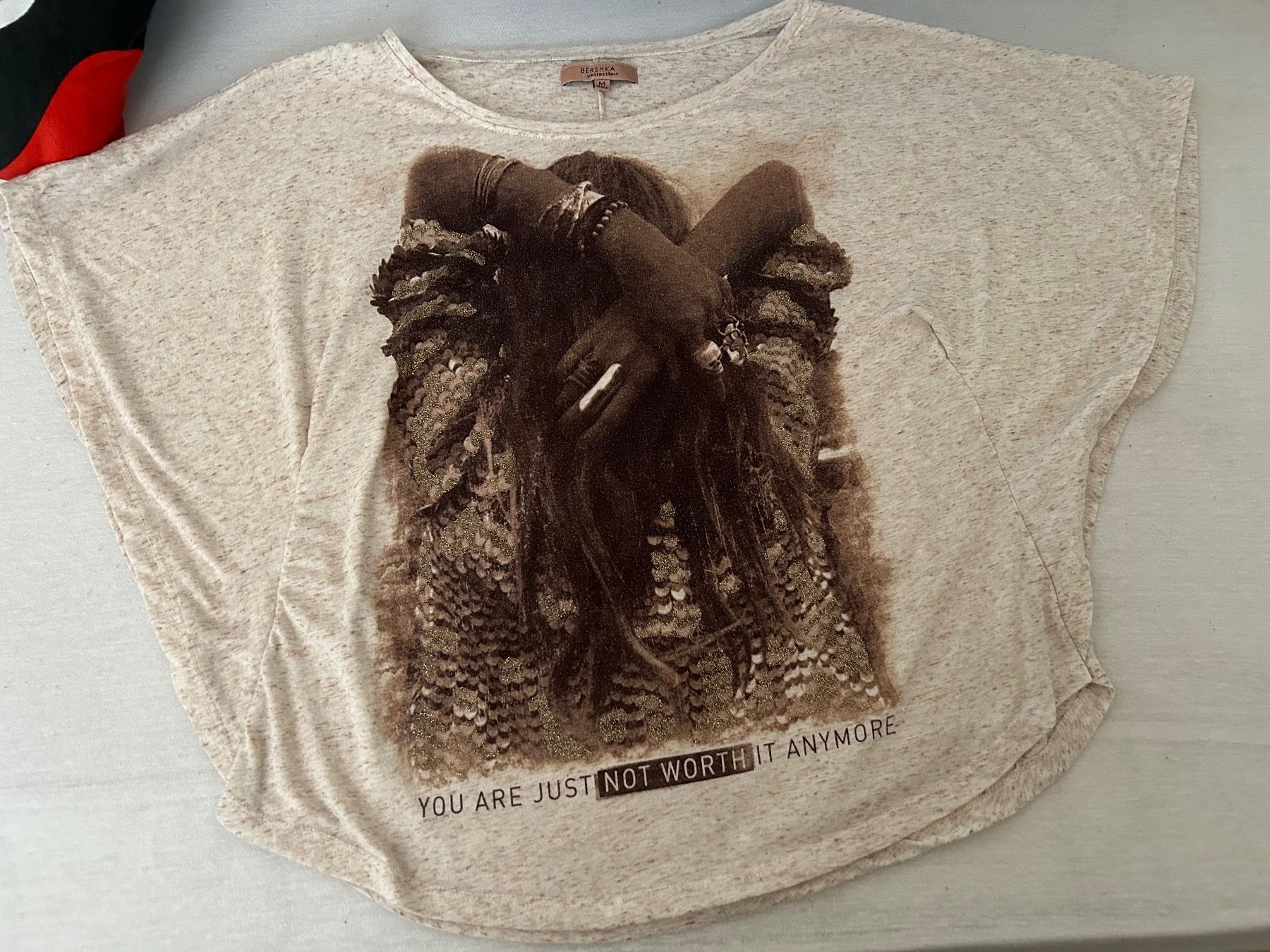 T-shirt: T-shirt M – Usato da Reconvilier venduto da Panda90
