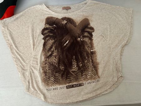 T-shirt M