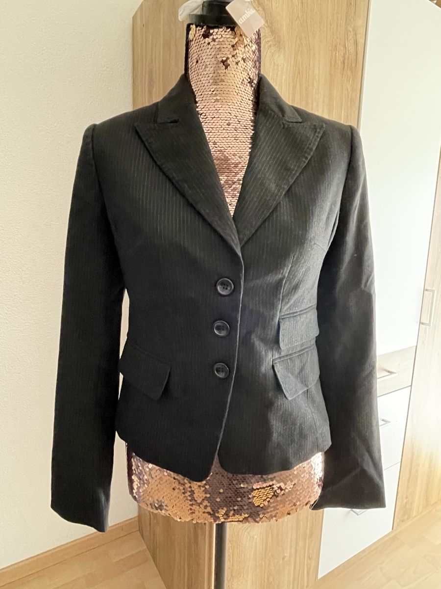 H&M Lotti di vestiti: 2x Damen Blazer H&M Gr. 36 – Nuovo (secondo la descrizione) da Zofingen venduto da La86