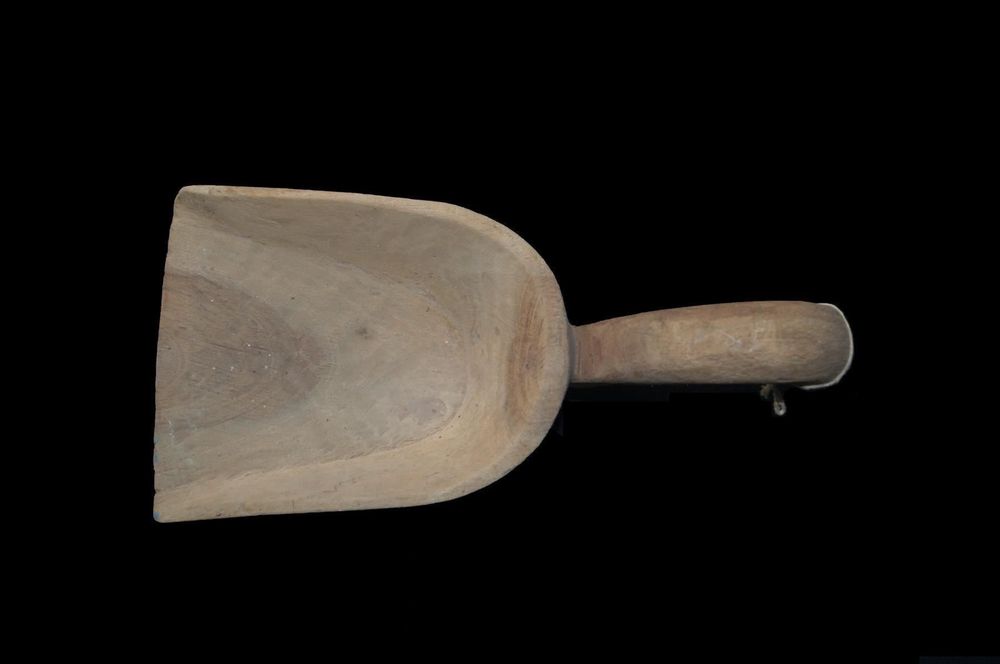Antiker Scheffel aus Holz (Gebraucht) in Geroldswil für CHF 55 – mit ...