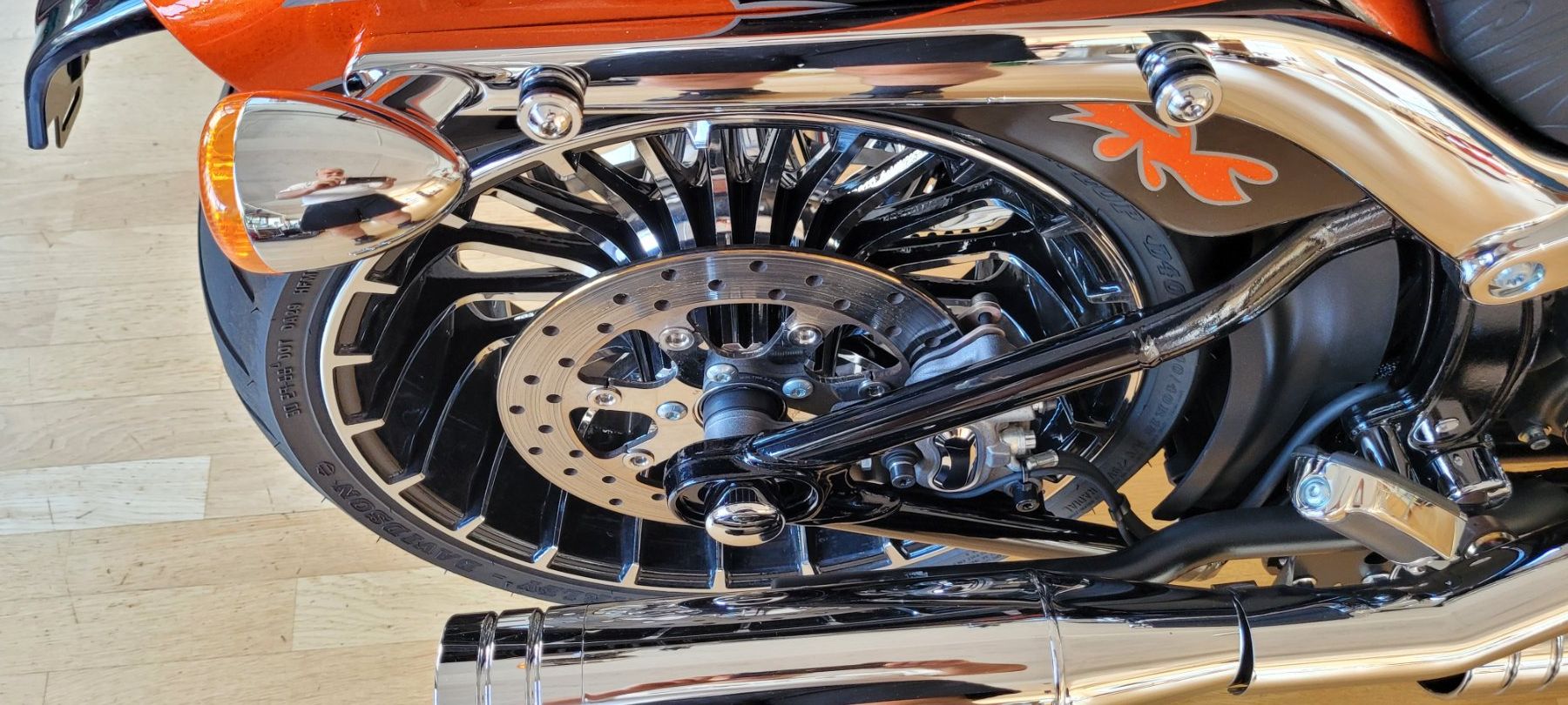 Harley-Davidson Chopper: Harley-Davidson Breakout CVO – Nuovo (secondo la descrizione) da Martigny venduto da Philippe3691 6
