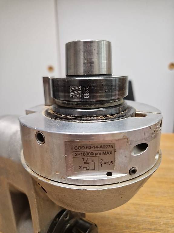 Engrenages: Altes CNC Rover 24 Winkelgetriebe – D'occasion à Aesch BL par fubi04 2