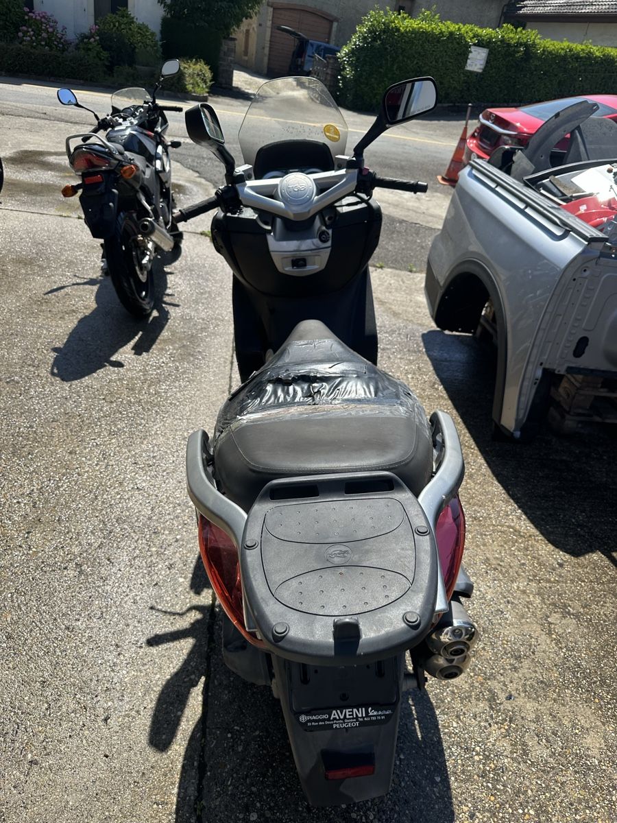 Tgb Scooters: TGB X-Motion 125 – Defekt aus Treycovagnes von Campingcar65 4