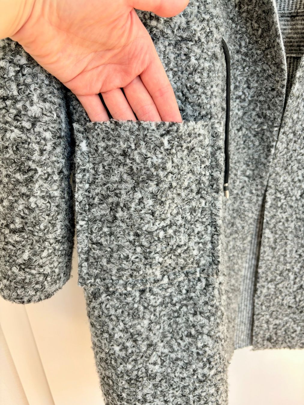 Giacche: Veste Nina Kendosa – Usato da Wettingen venduto da .Caro 3