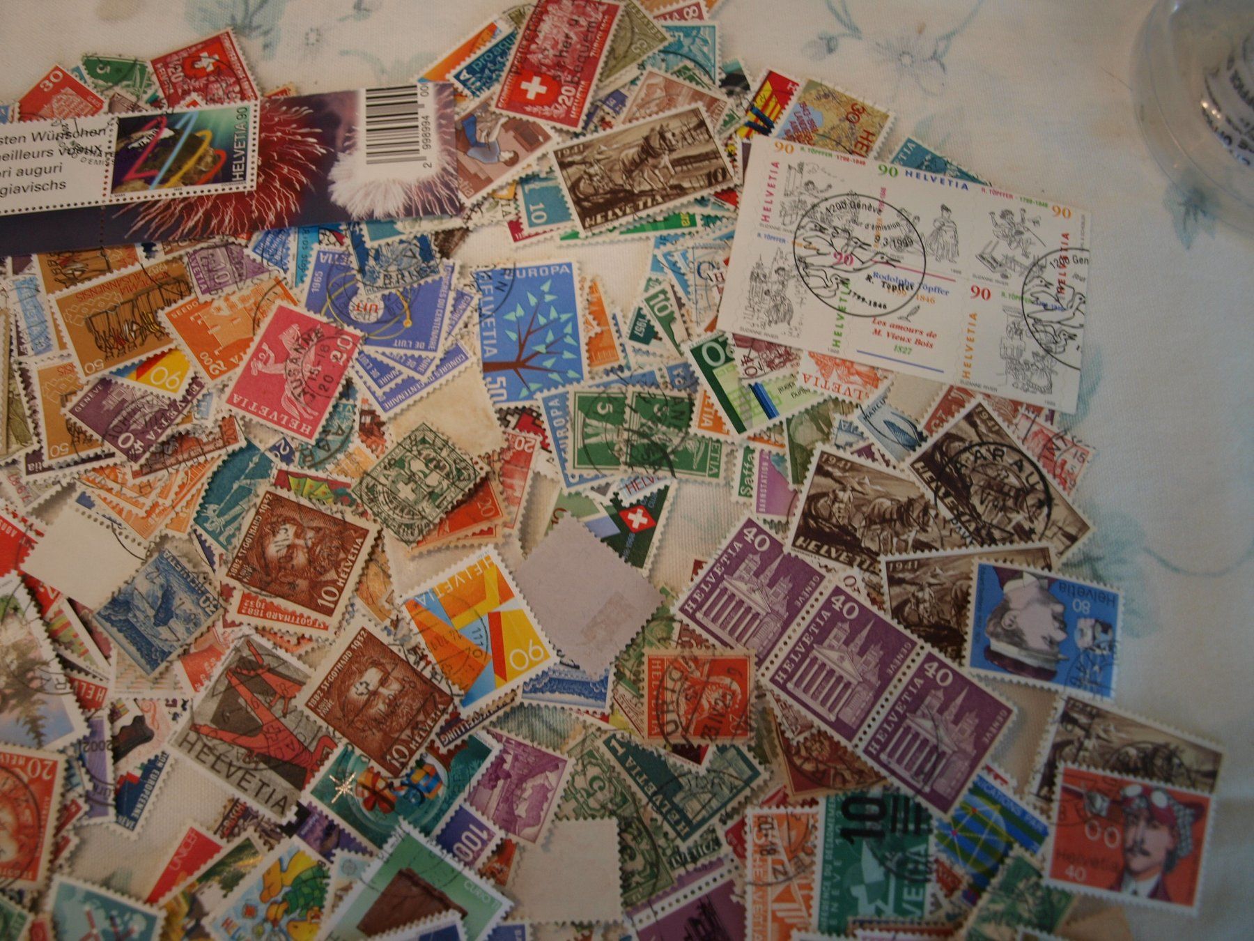 Tutti i francobolli: 1000 Schweizer Briefmarken über 70g Gebraucht siehe Bilder – Usato da Aarau venduto da Marcele0 2