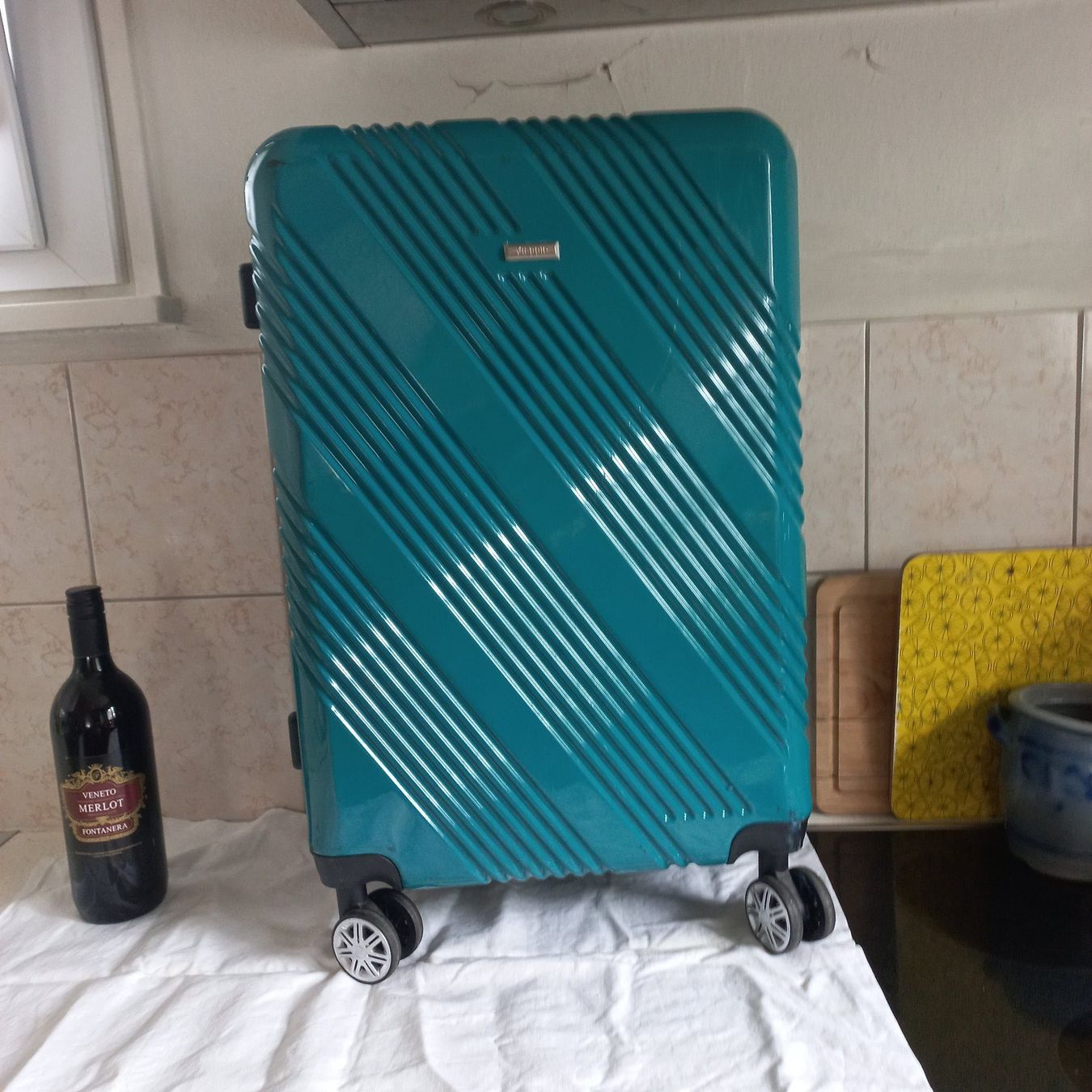 Reisekoffer: Viaggio Schalenkoffer – Gebraucht aus Baar von 2cvbaar