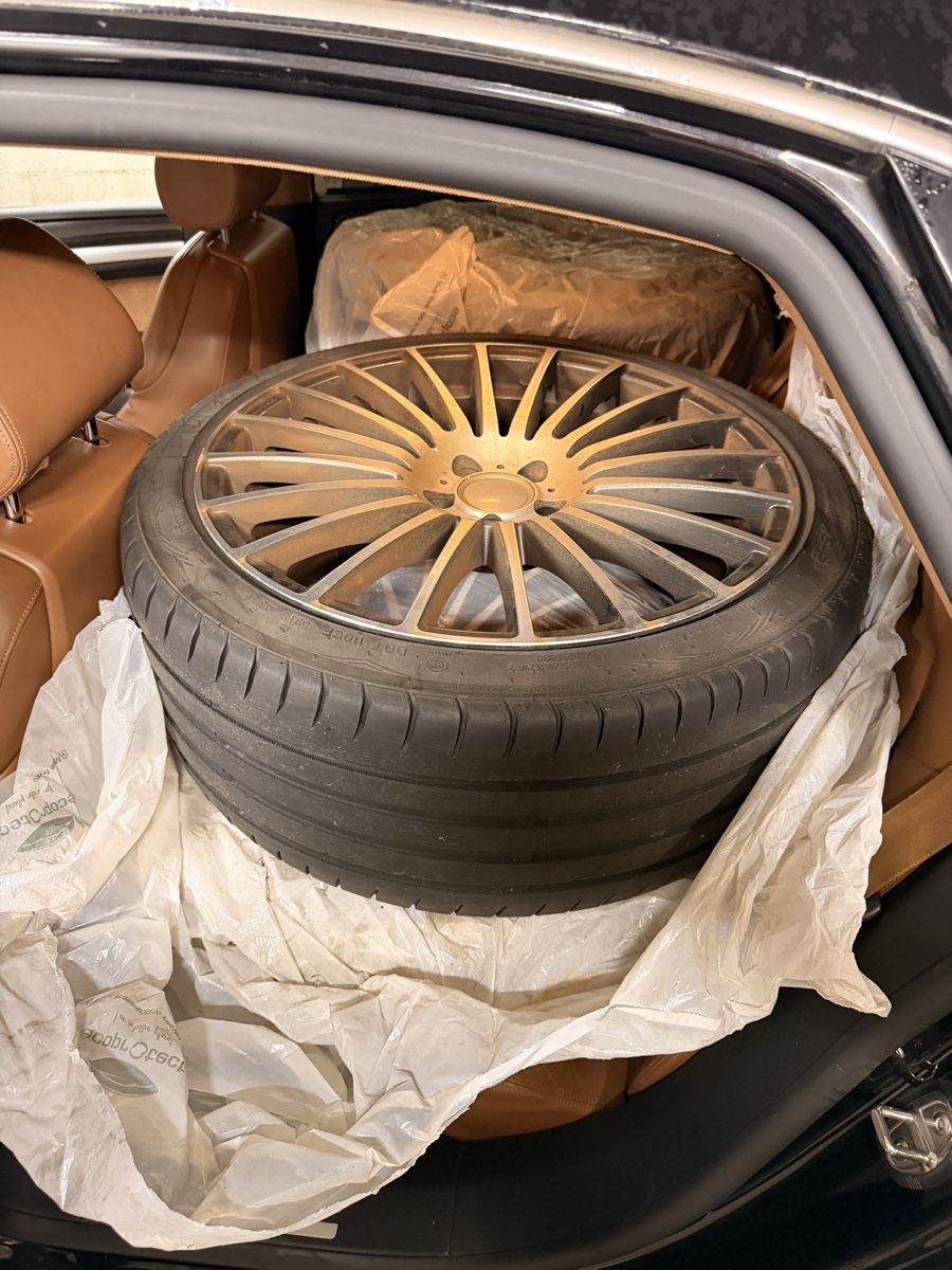 Audi Autos: Audi S8, 5.2 V10, JG 2006, Schwarz – Gebraucht aus Sursee von Gabriel28 2