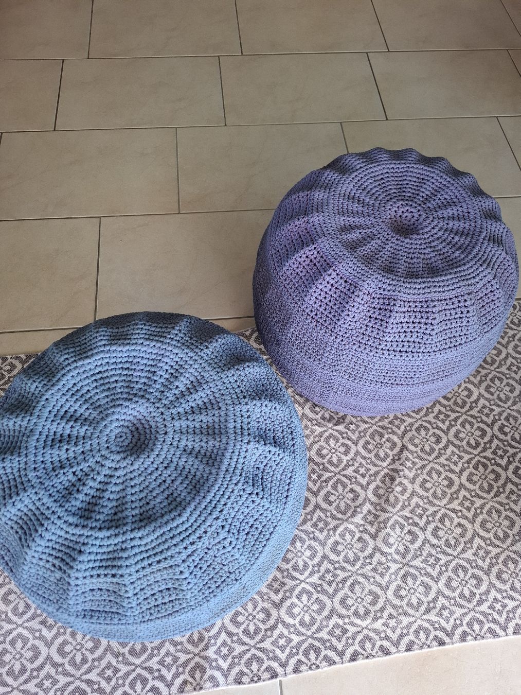 Tutte le decorazioni: Puff da esterno – Usato da Bünzen venduto da cla_l8wy 1