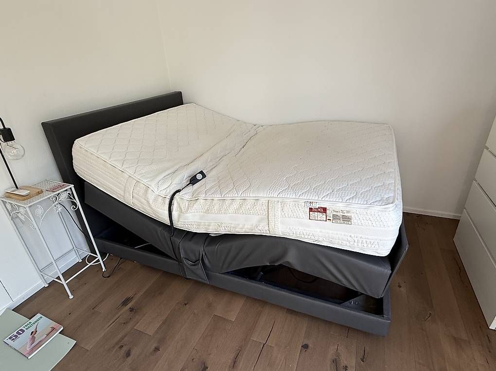 Lits: Boxspringbett elektrisch verstellbar – D'occasion à St. Gallen par Raf145 2
