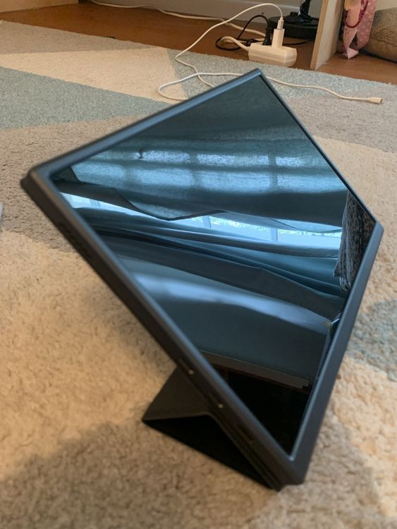 Monitore: Externer Display – Neu (gemäss Beschreibung) aus Münchenbuchsee von britishrock 2