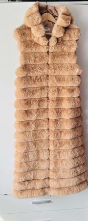 Damen Weste Tyerre Kunstfell mit Kapuze beige Grösse S
