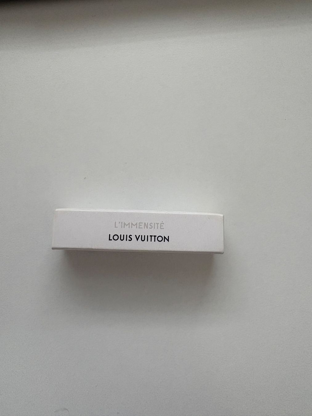 Louis Vuitton Profumi & Eau de Toilette: Louis Vuitton L'immensite Duftprobe 2ml – Usato da Möhlin venduto da dth_5mw9