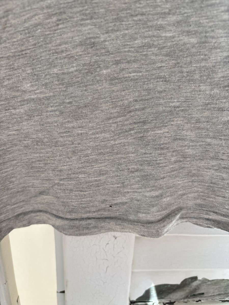 T-Shirts: Soft Grey T-Shirt, Grösse M, Grau – Gebraucht aus Mörschwil von Mibasel 1
