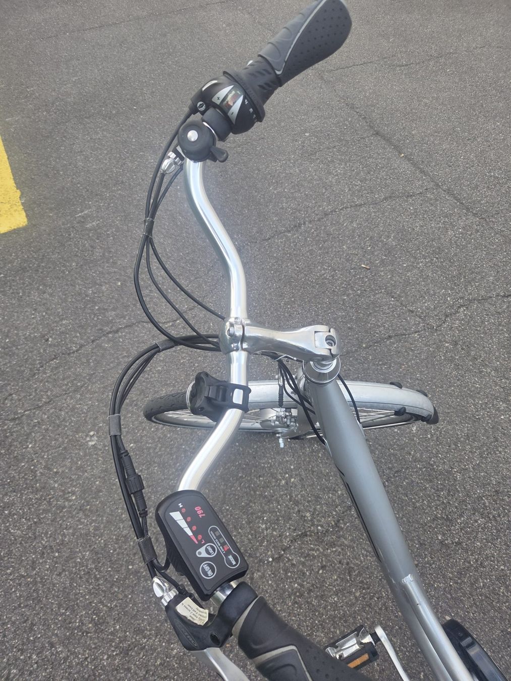 Leopard Biciclette: DAMEN ELEKTRO LEOPARD PROMA 2 – Usato da Oberengstringen venduto da con_2l5w 5