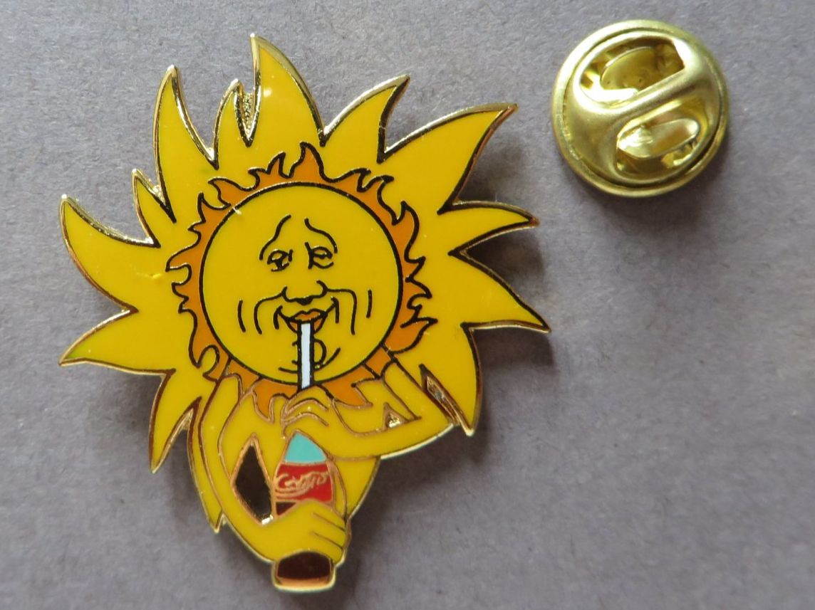 Coca-Cola Placchette & Badge: PIN, COCA-COLA SONNE, FLASCHE – Usato da Neuhausen venduto da luckimucki