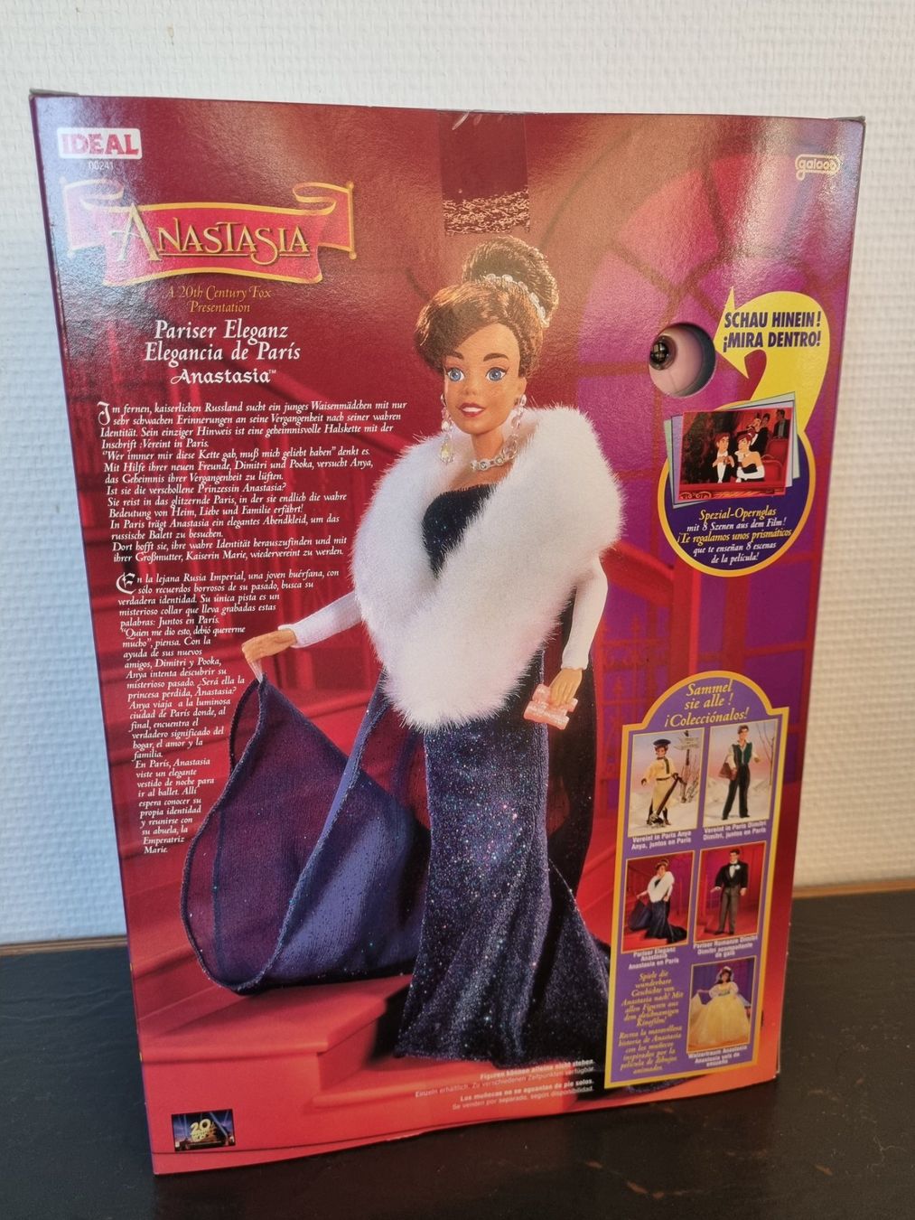 Bambole: Poupée Anastasia Paris Elegance – Usato da Bulle venduto da bubulle243 1