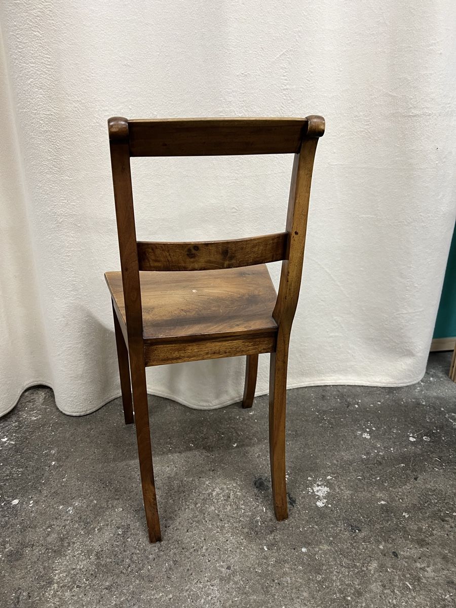 Stühle: Antiker Nussbaum Stuhl, Biedermeier – Gebraucht aus Perlen von Chregle1 2
