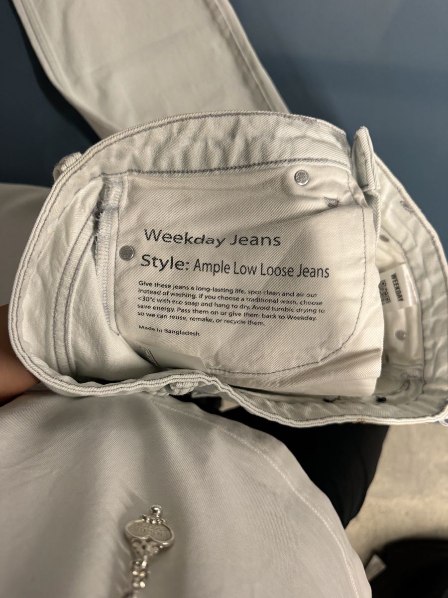 Weekday Jeans: Weekday Ample Low Loose Jeans, Gr. 28/32 – Usato da Küsnacht ZH venduto da Mcsy 1