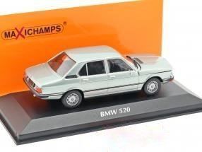 BMW Modellini d'auto: BMW 520 E12 Phase I 1972-1976 hellblau met.      1:43 – Nuovo e nell'imballaggio originale da Gerlafingen venduto da espero88 7