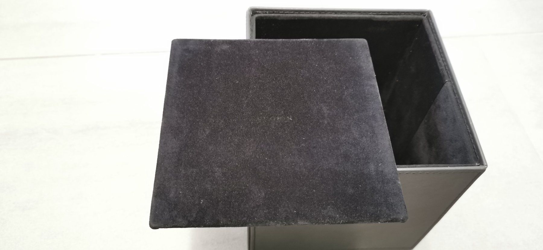 Altro in Decorazioni & Accessori: Taschentuchbox-Hülle echt Leder - Lucrin – Nuovo (secondo la descrizione) da Zürich venduto da Bluemex 2