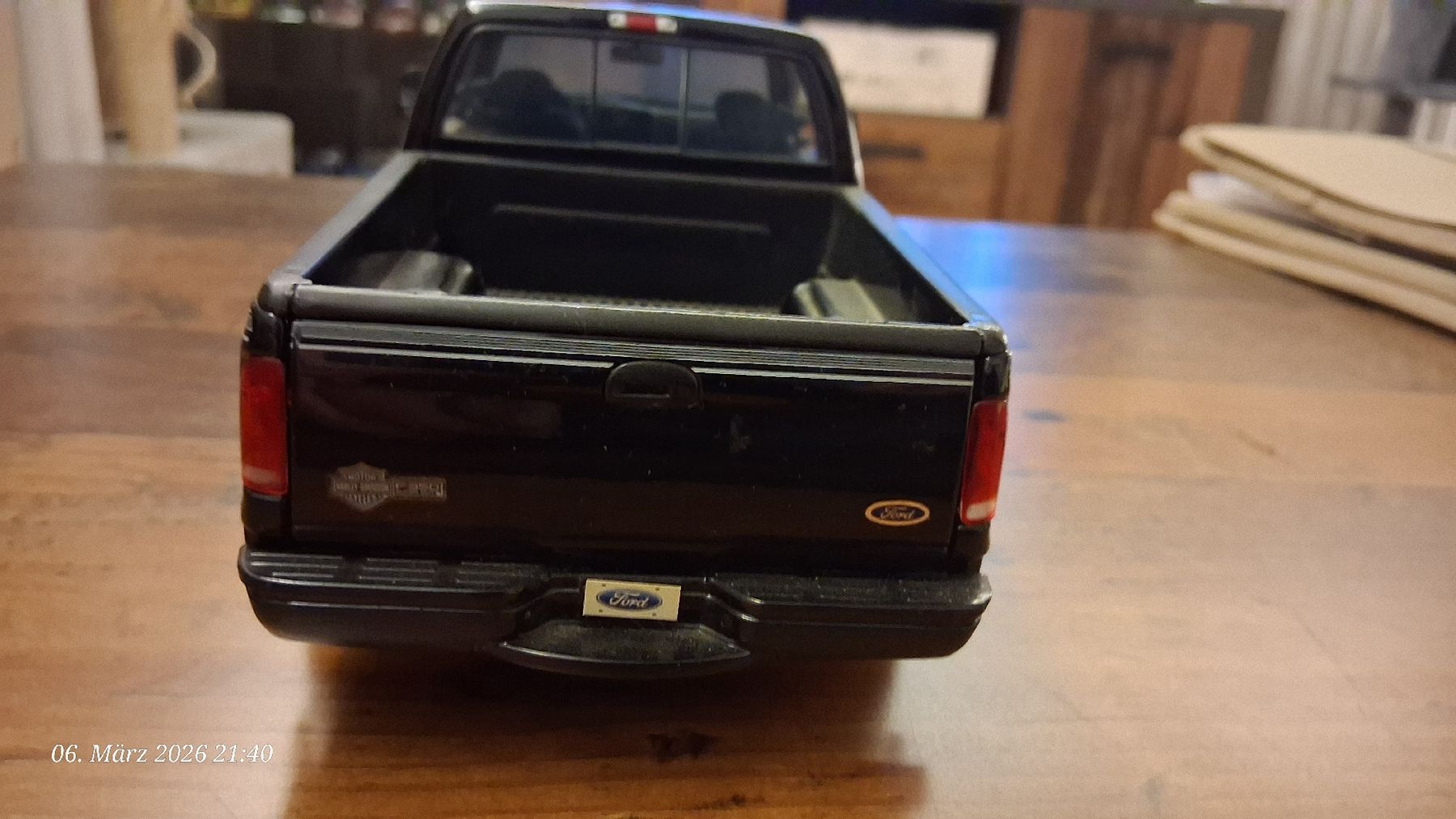 Maisto Modellini d'auto: 1:18 Ford F-350 – Nuovo (secondo la descrizione) da Wolfenschiessen venduto da 2-stroke-garage 3