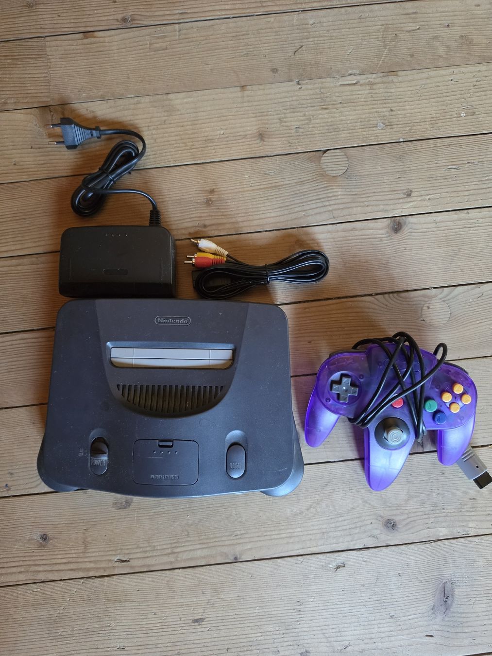 Nintendo Consoles: Nintendo 64 Konsole Set N64 – D'occasion à Tafers par whereyogamesat