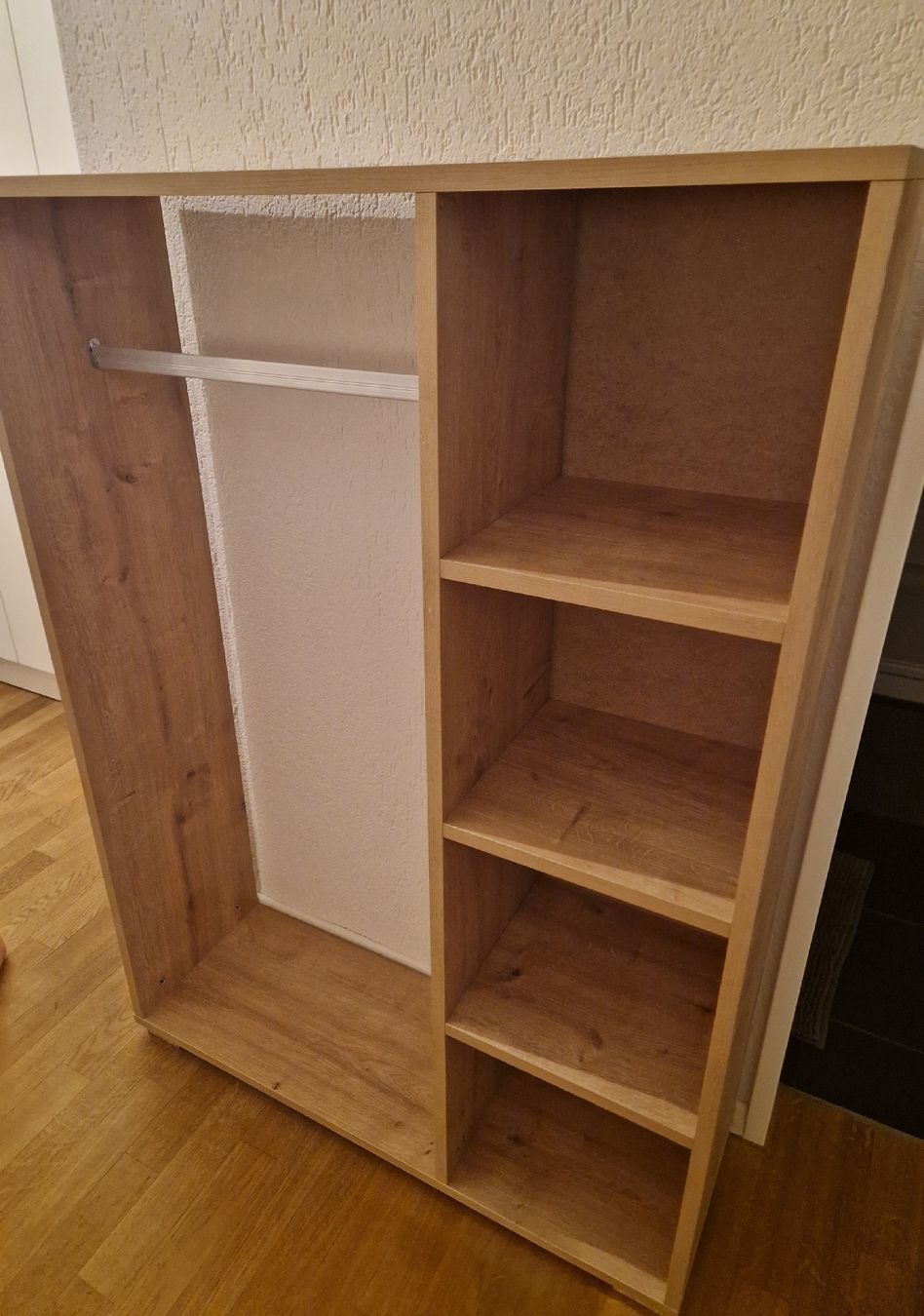 Étagères: Schrank/ Regal – D'occasion à Kaltbrunn par chi_z9bj