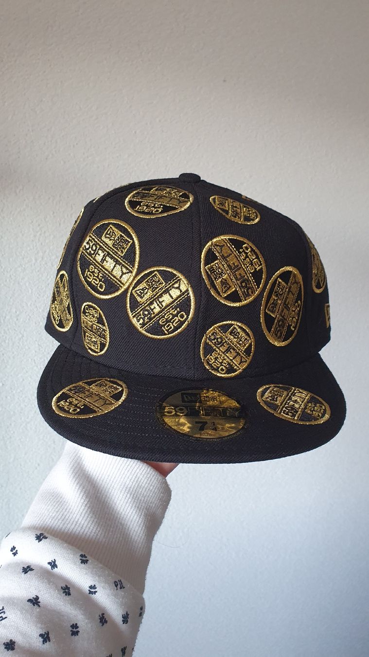 New Era Copricapi, berretti & cappellini: New Era Cap 3Stück – Nuovo (secondo la descrizione) da Mörigen venduto da Perlenk