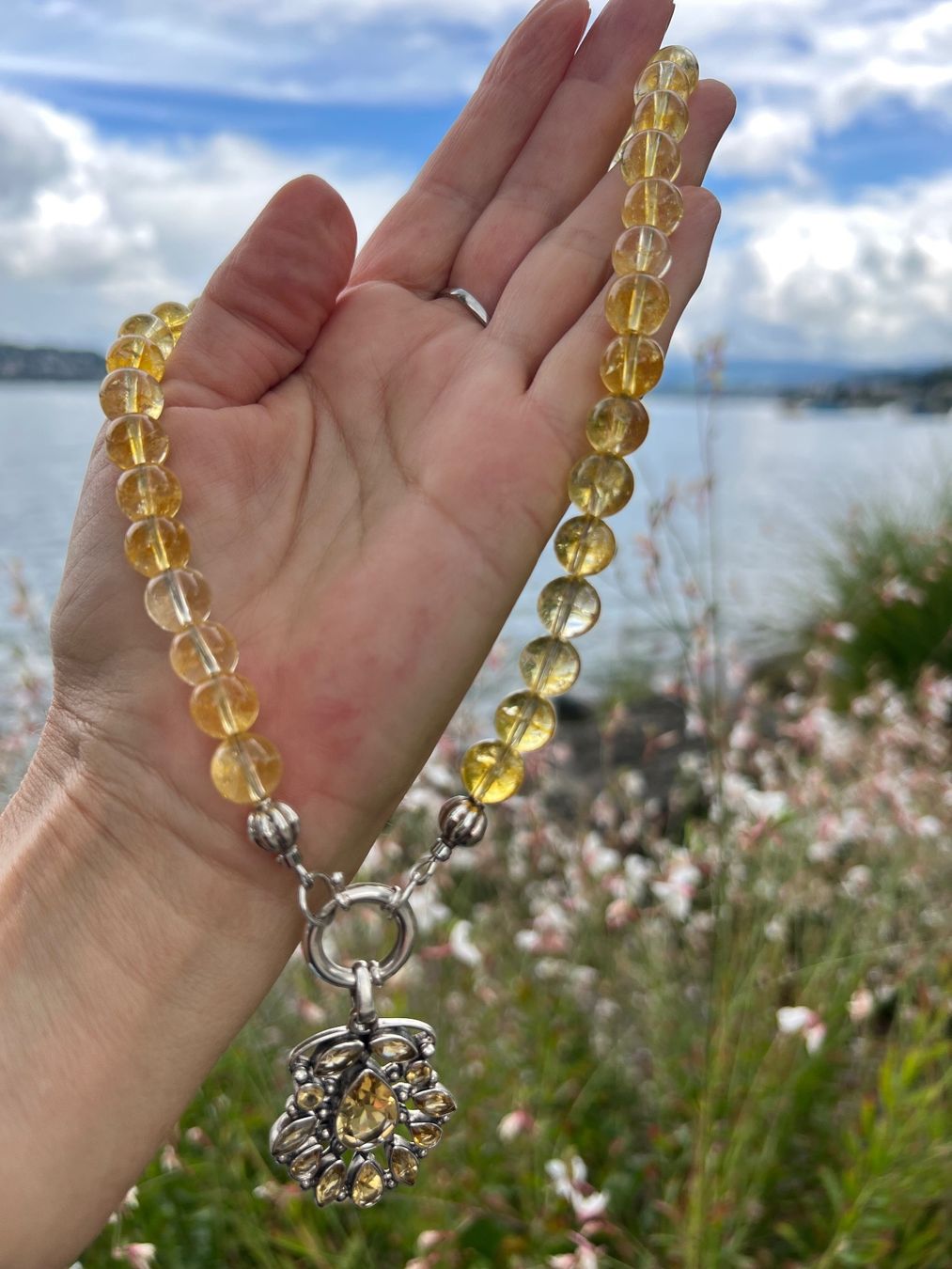 Colliers: Citrine Pendant Necklace - Sterling Silver – Neuf avec emballage d'origine à Rüschlikon par ThereseJewelryDesign 2