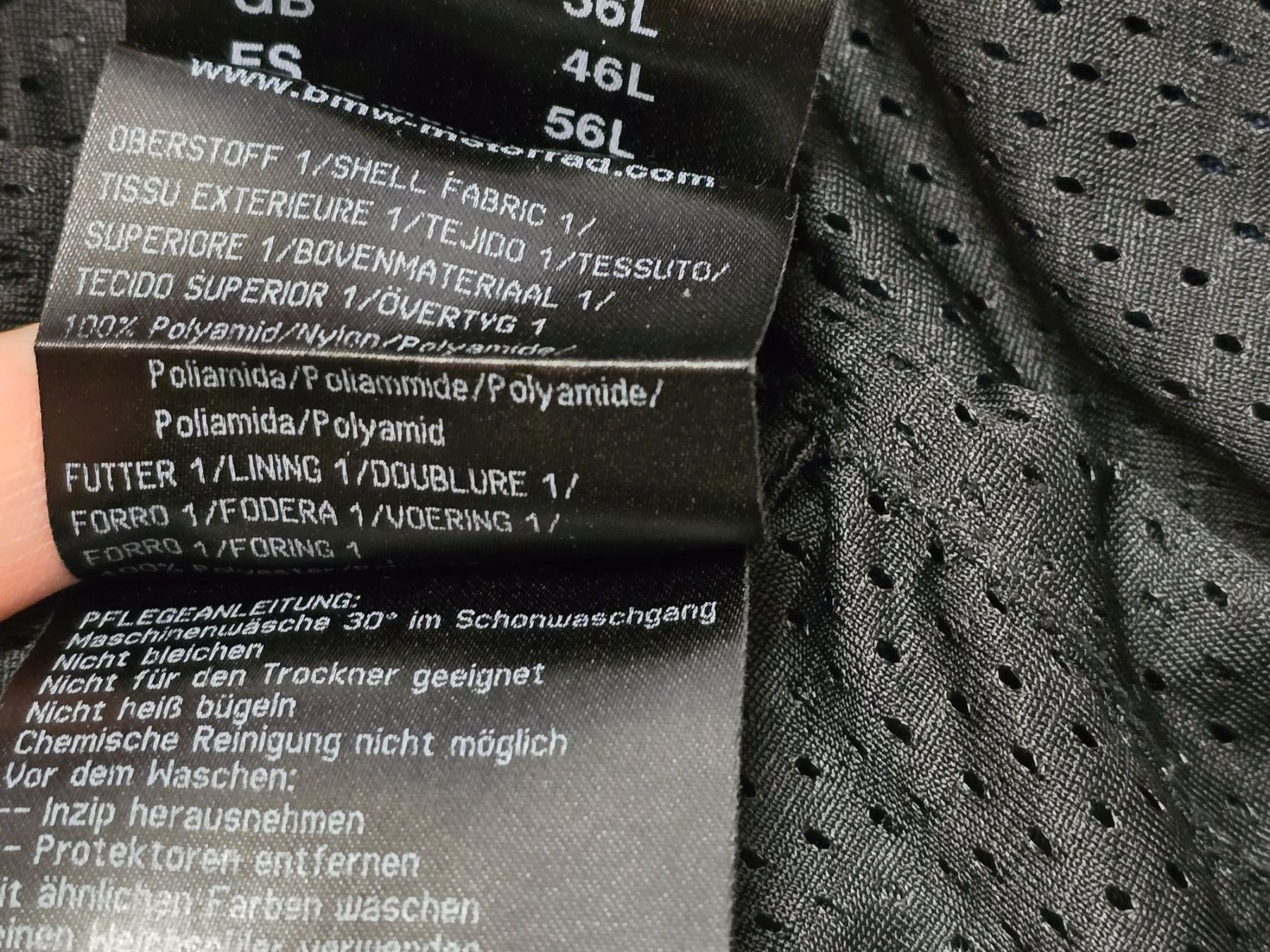 BMW Lotti di vestiti: Bmw Töffkleider – Usato da Schönenwerd venduto da Chez_Mimi 6