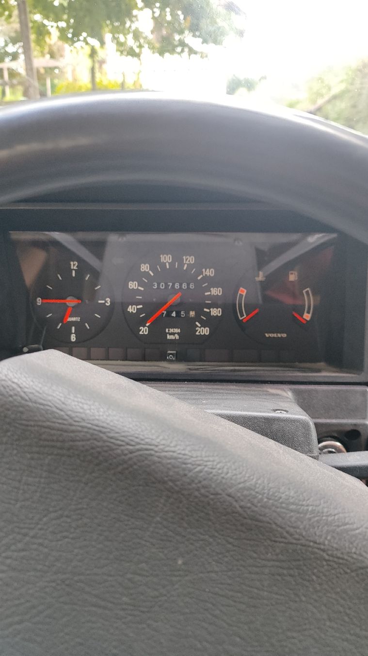 Volvo Autos: Volvo 240 Classic – D'occasion à Mettmenstetten par Anarim.m 8