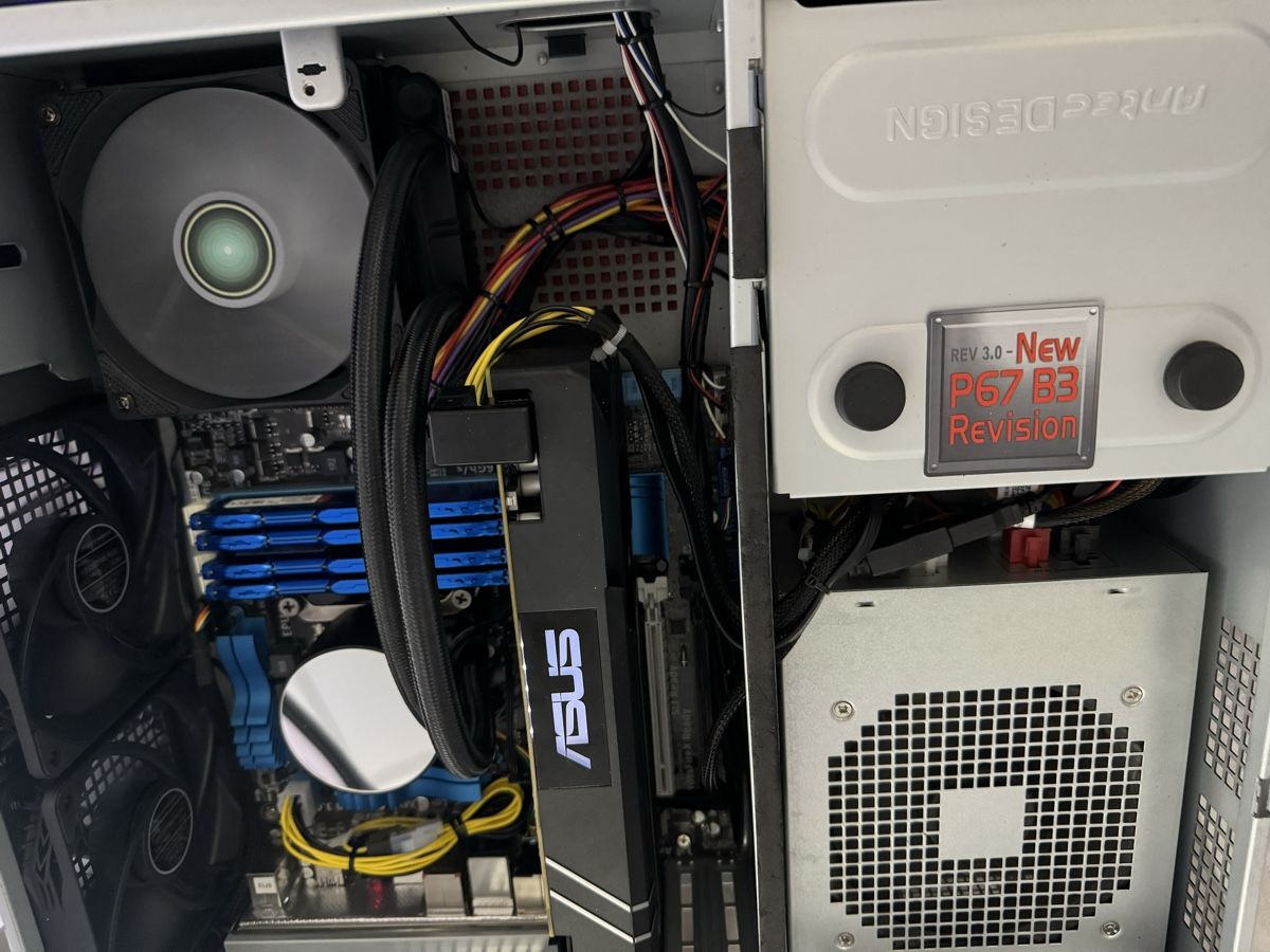 PCs: HTPC - custom made HTPC/Gaming PC – Gebraucht aus Luins von  9