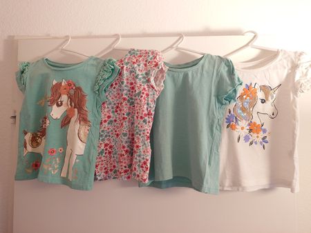 4er Set Mädchen Shirts, Grösse 104