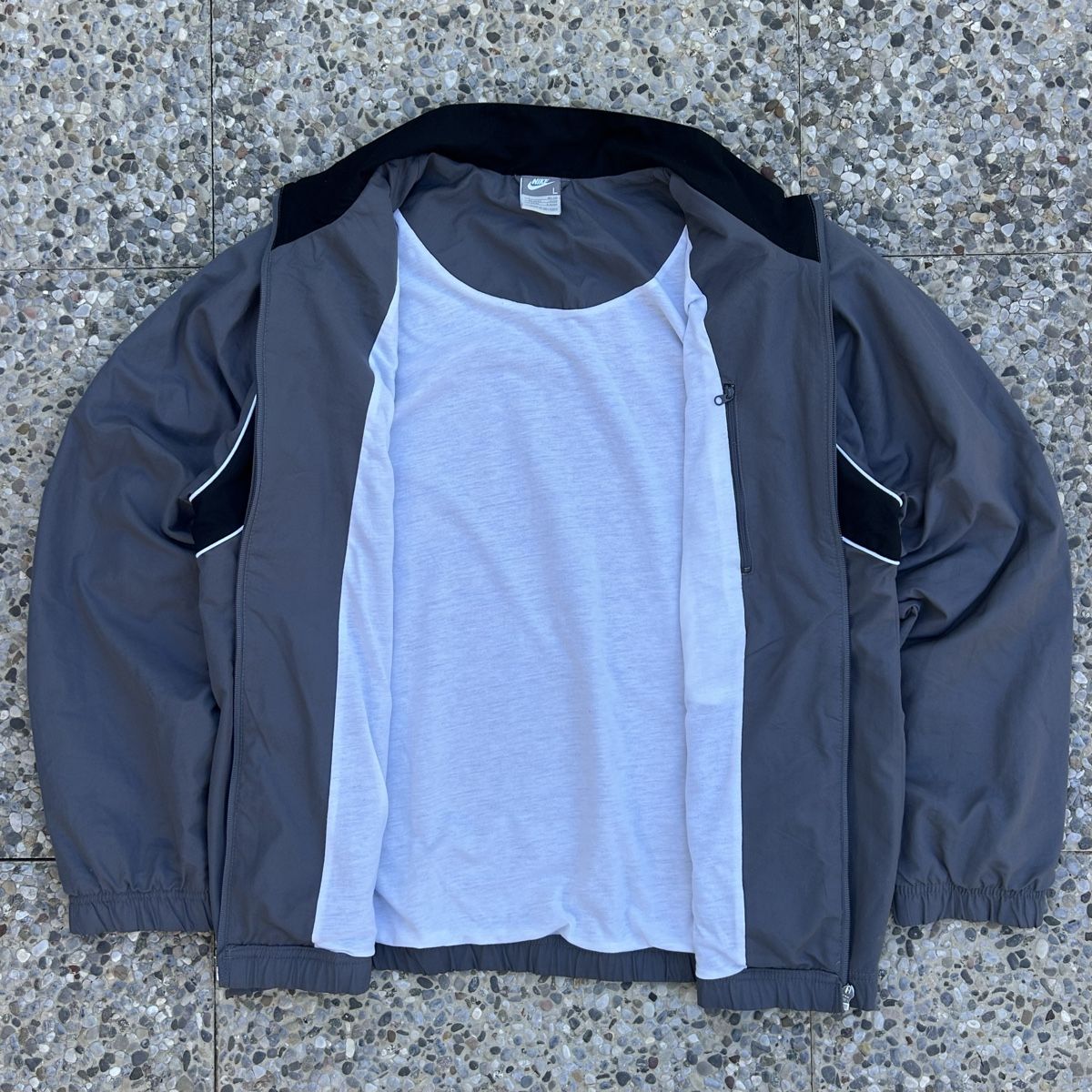 Nike Giacche: Vintage Nike windbreaker jacket – Usato da brent venduto da fukusapes 2