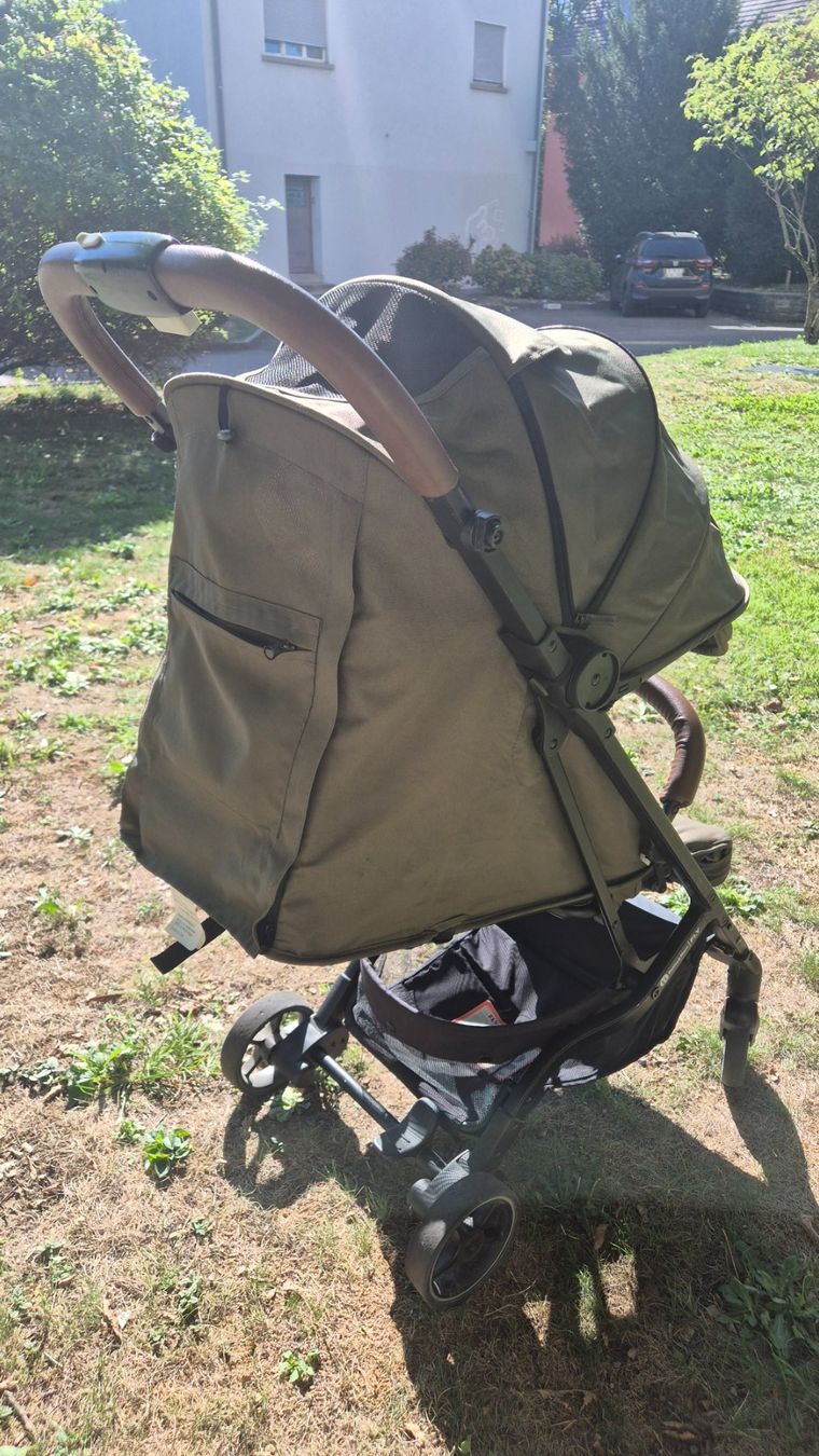 Poussette: Petite&Mars Fly stroller, in perfect condition – D'occasion à Zürich par svi_799n 1