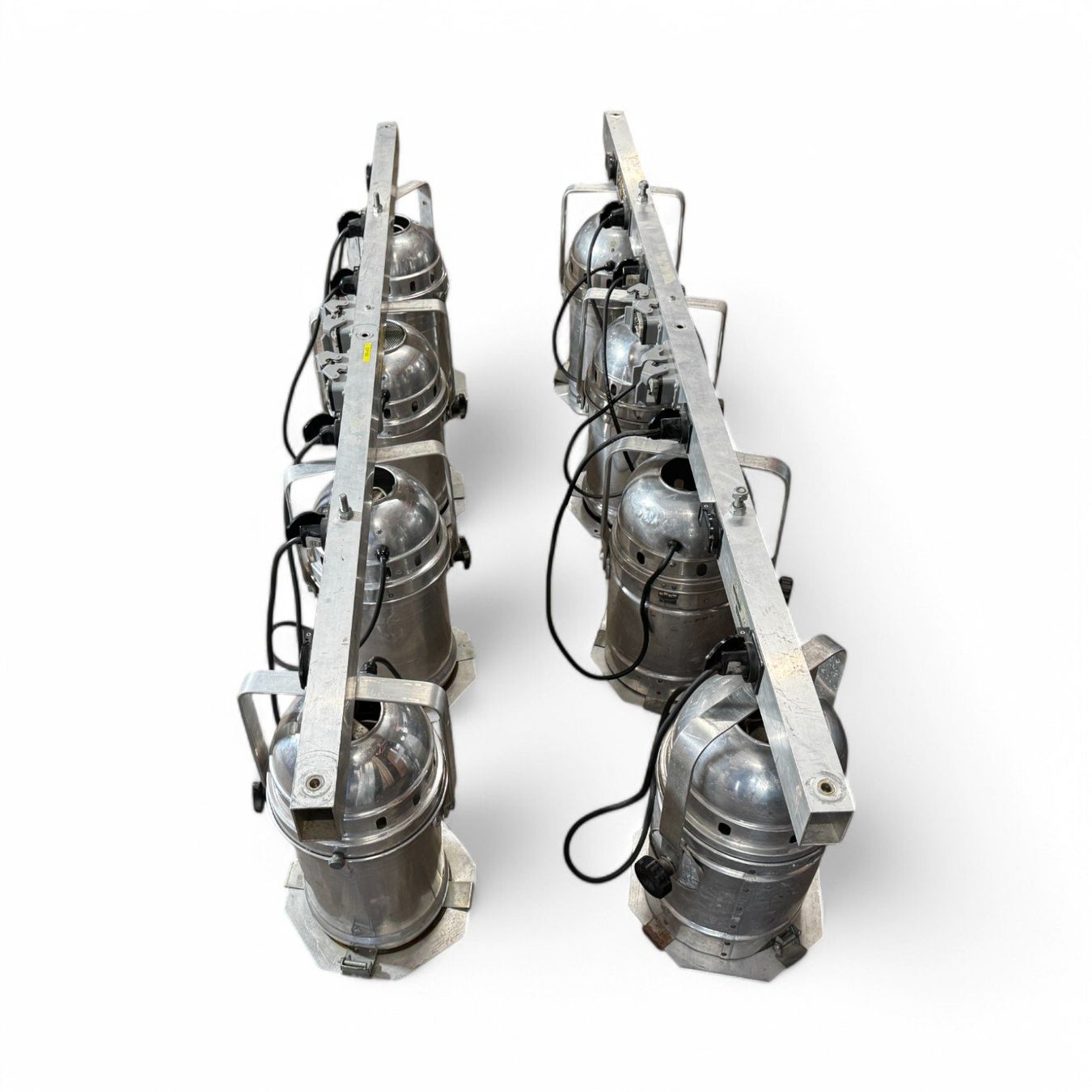 Lampade: 2x Par Stangen mit je 4 Par 64 silber – Usato da Däniken SO venduto da Profog1 4