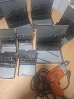 Bohrmaschine und diverse Bohrersets gebraucht