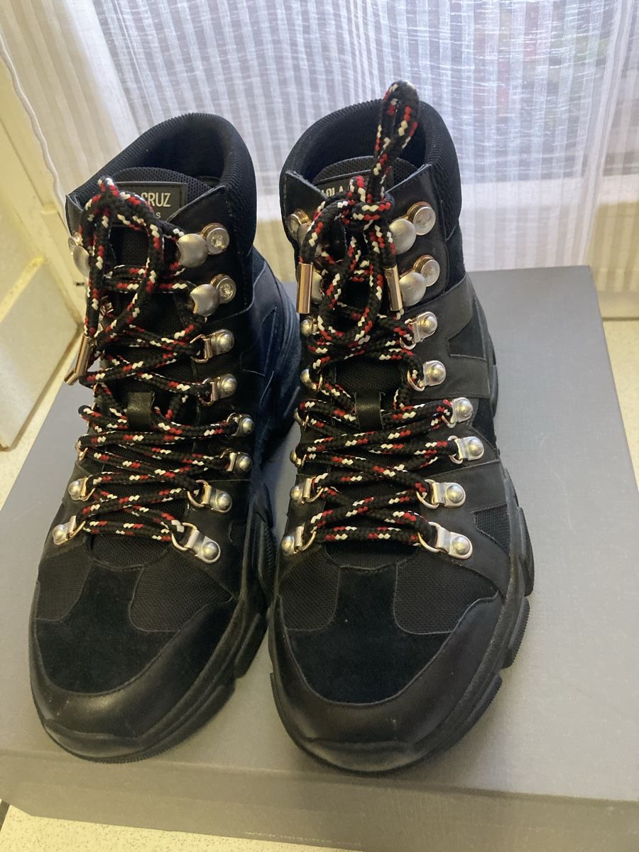 Scarpe da donna: Boots Lola Cruz Gr 37 – Usato da Basel venduto da YanaR10 5