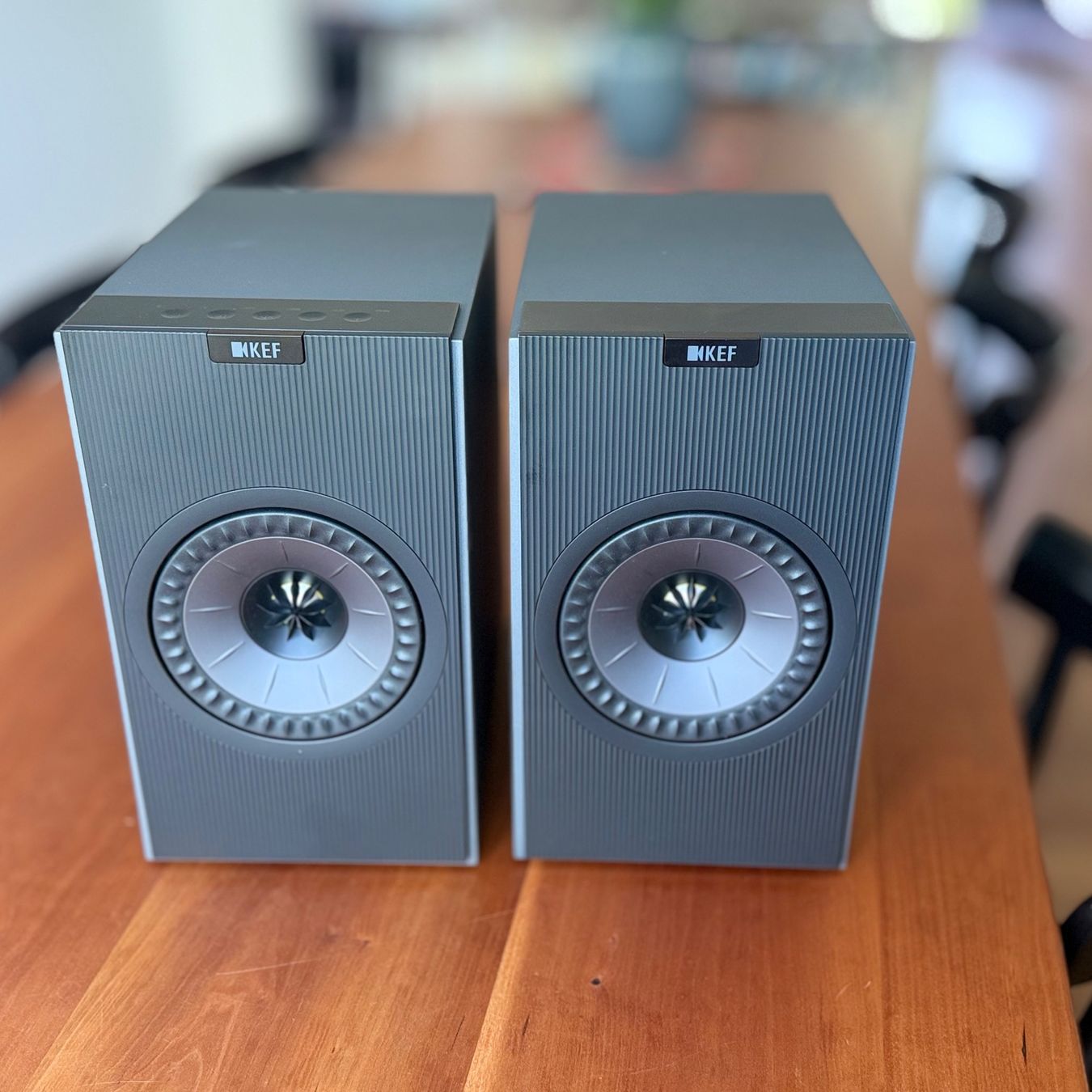 Kef Casse acustiche: Aktivlautsprecher KEF – Usato da Zürich venduto da Gespraechspartner